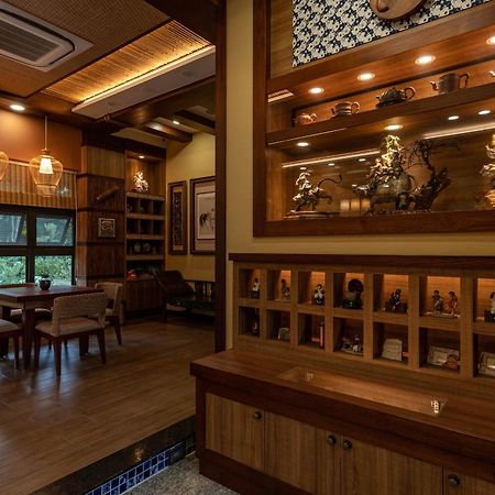 Appartement 山花映水紅莊園民宿 à Yuemei Extérieur photo
