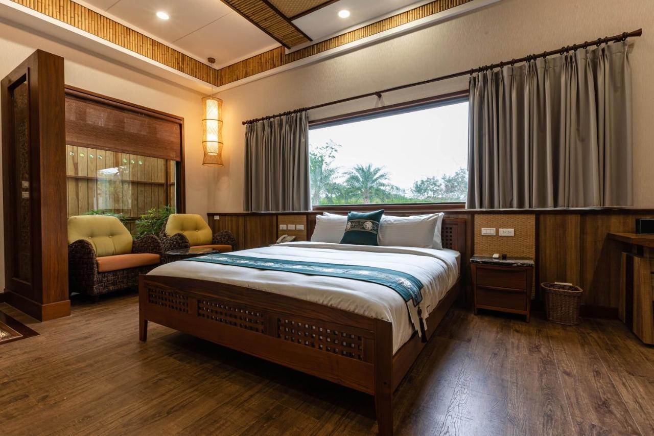 Appartement 山花映水紅莊園民宿 à Yuemei Extérieur photo