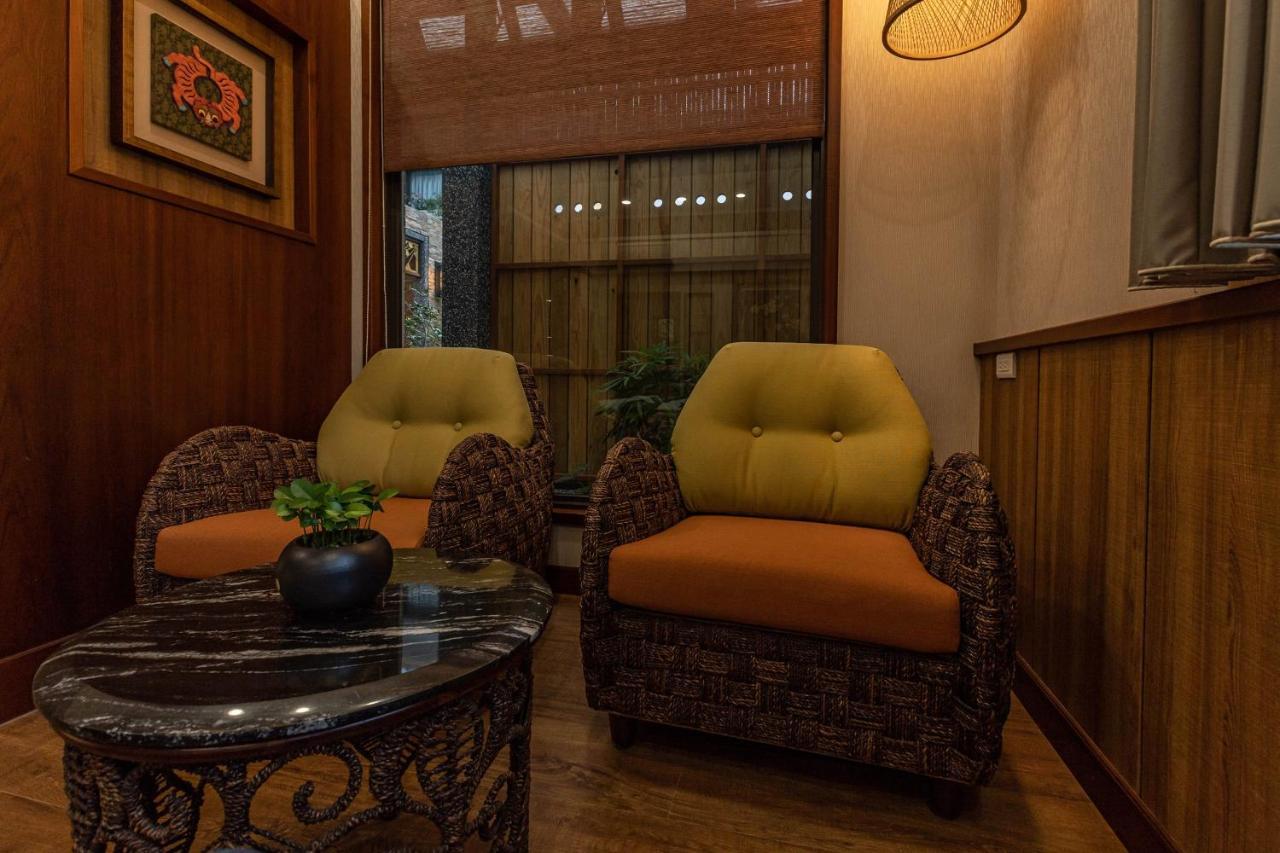 Appartement 山花映水紅莊園民宿 à Yuemei Extérieur photo